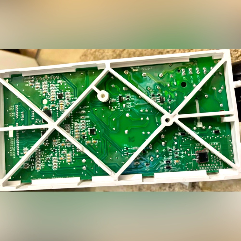 Whirlpool dryer control board, model 8546219.
